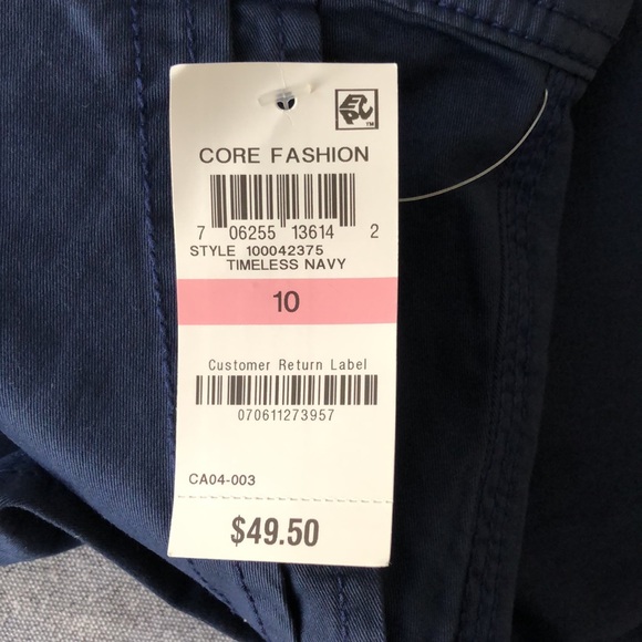 Style & Co Navy Blue Mid Rise Capris Size 10 NWT - Picture 4 of 8